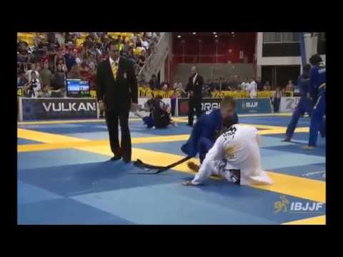 WORM GUARD BJJ HIGHLIGHT 2014