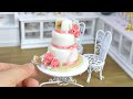 Pink carnation mini fondant wedding cake - mini food