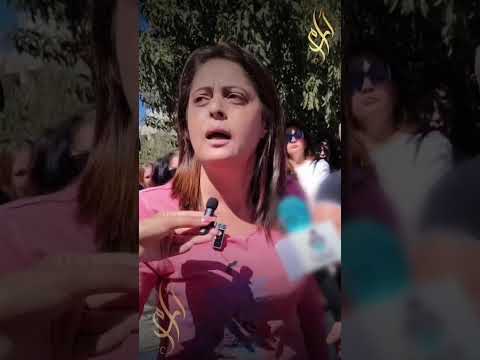 شهبا وقفة احتجاجية تزامنت مع انطلاق العام الدراسي اعتراضا على عدم صرف رواتبهم منذ بدء الحصار