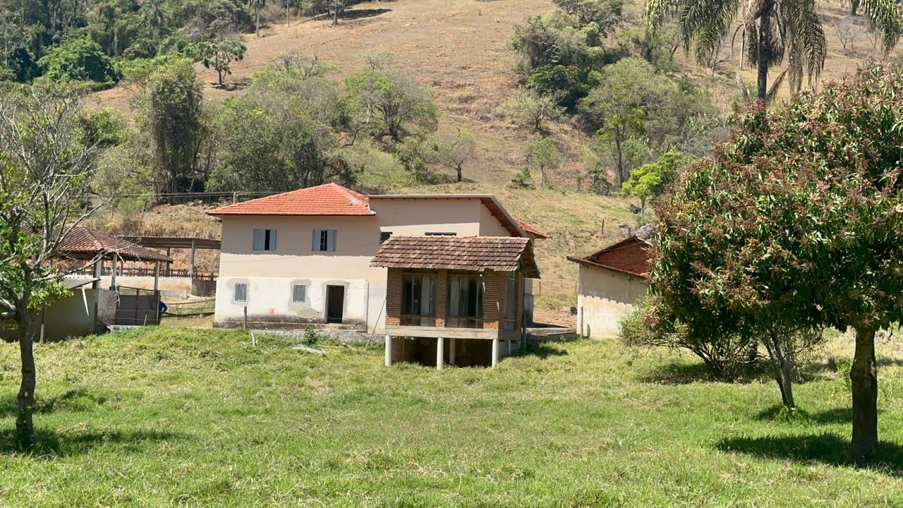 Sítio à Venda de 48 hectares em Estiva, Minas Gerais.