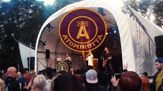 Video thumbnail of "ATOMIROTTA - Hima Taas + Nenä Vie (live Alppipuisto 2016)"