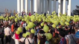 Запуск воздушных шаров на &quot;оккупированной хунтой территории&quot;, в Одессе [День города] Флешмоб 2014