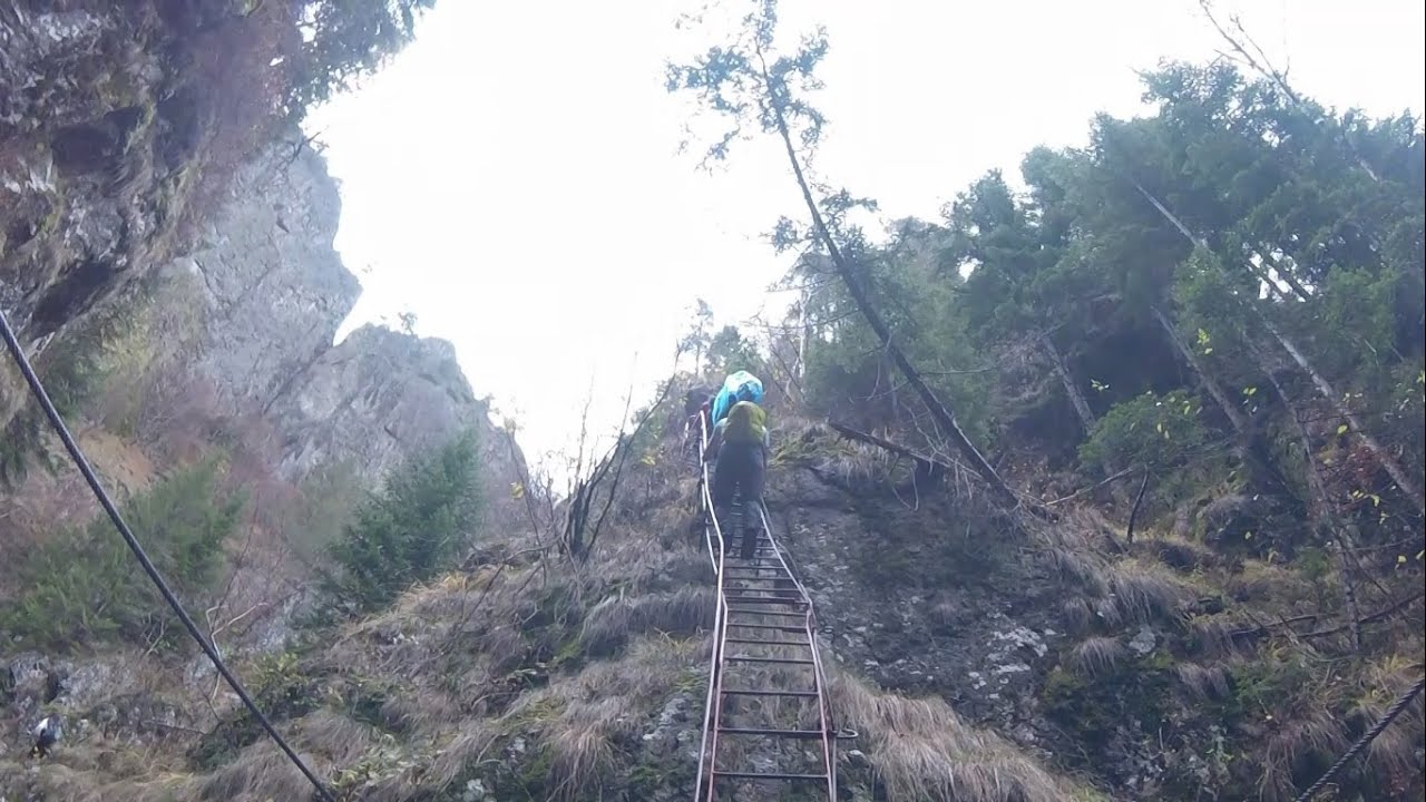 Valea lui Stan / Осень в горах / Barajul Vidraru