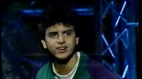 Glenn Medeiros - Lonely Won't Leave Me Alone (live)