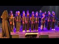 غنوا يا اطفال العالم بثلاث لغات- جوقة مدرسة بئر السكة الابتدائية زيمر. بقيادة المعلمة مرفت كبها