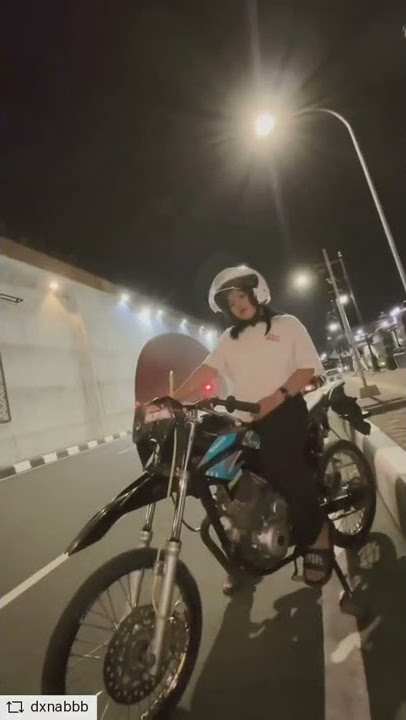 cewek cantik naik crf jari jarii,,#shorts #storywa30detik #fyp #crf