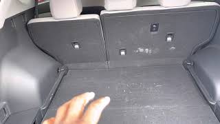 Adjusting cargo liner in the 2021 Hyundai Tucson or the 2021 Kia Sportage
