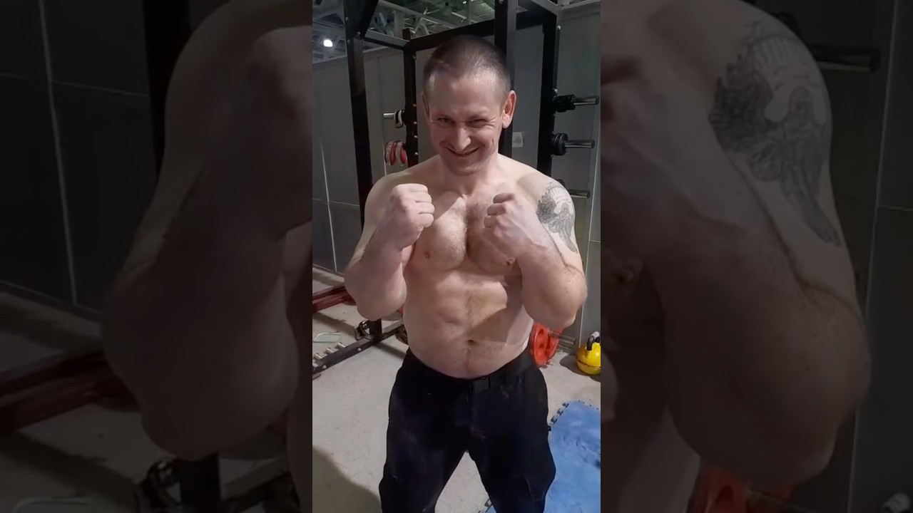 КАК ЕВГЕНИЙ "ТИТАНИК" С БЛИНОМ В 20 КГ ВЫХОД НА ДВЕ СДЕЛАЛ! У ЛЕВШИНА ВЛАДИМИРА В ГОСТЯХ!!