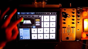 JAY ELLYIOT - iPad 2 - Intua Beatmaker 2 - 2 Sampled Hip Hop Beats