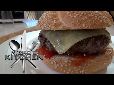 Here's How To Cook An Egg INSIDE Of A Burger. You Won't Regret It. | HuffPost Life