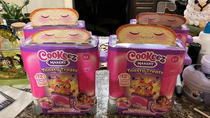 Cookeez Makery Toasty Treatz Plush Surprise