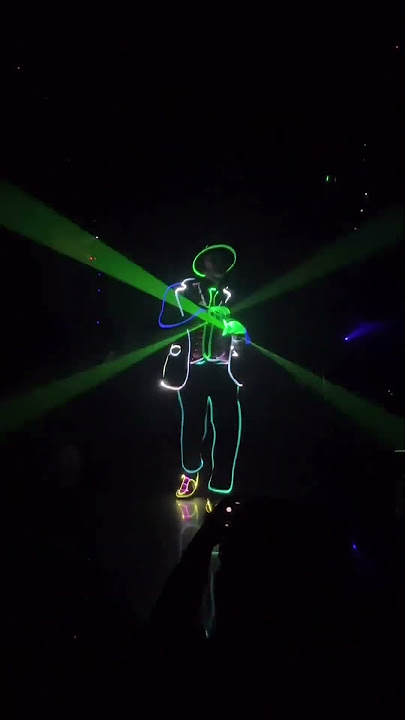 crazy dance 💯 #breakdance #dance #laser