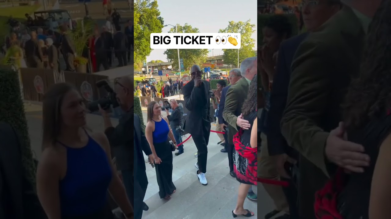 Kevin Garnett in the building!