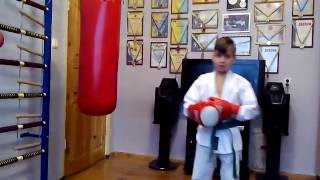 VLOG: Как правильно пробивать удары ногами/ Урок 1/ Костины медали/How to punch blows feet VLOG: Как правильно пробивать удары ногами/ Урок 1/ Костины медали/How to punch blows feet
