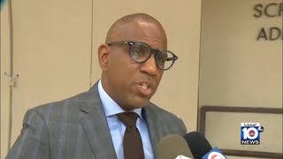 Miami-Dade School Board Debates Book Removal Process, Votes to Keep Dotres Until 2027