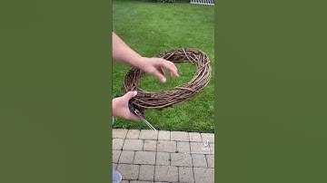 How to Prep a Grapevine Wreath #wreathmaking #shorts