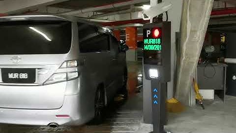 LPR ANPR camera recognition number plate in Malaysia entrance for parking system