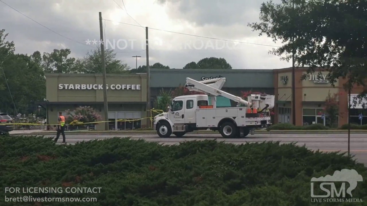 712017 Alpharetta GA Traffic Lights Down YouTube