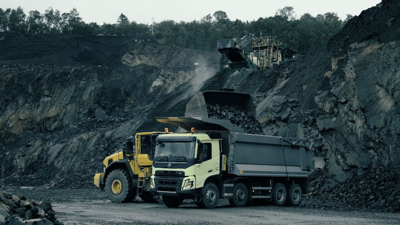 Volvo FMX – a robust construction truck