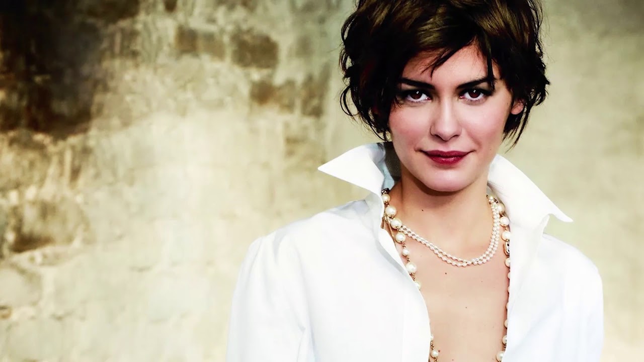 Стилист парикмахер против \"стилиста в шоке\"! - YouTube