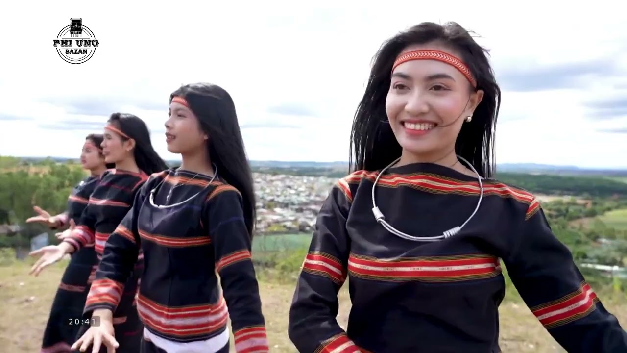 ĐÊM HỘI CỒNG CHIÊNG - MƠLY