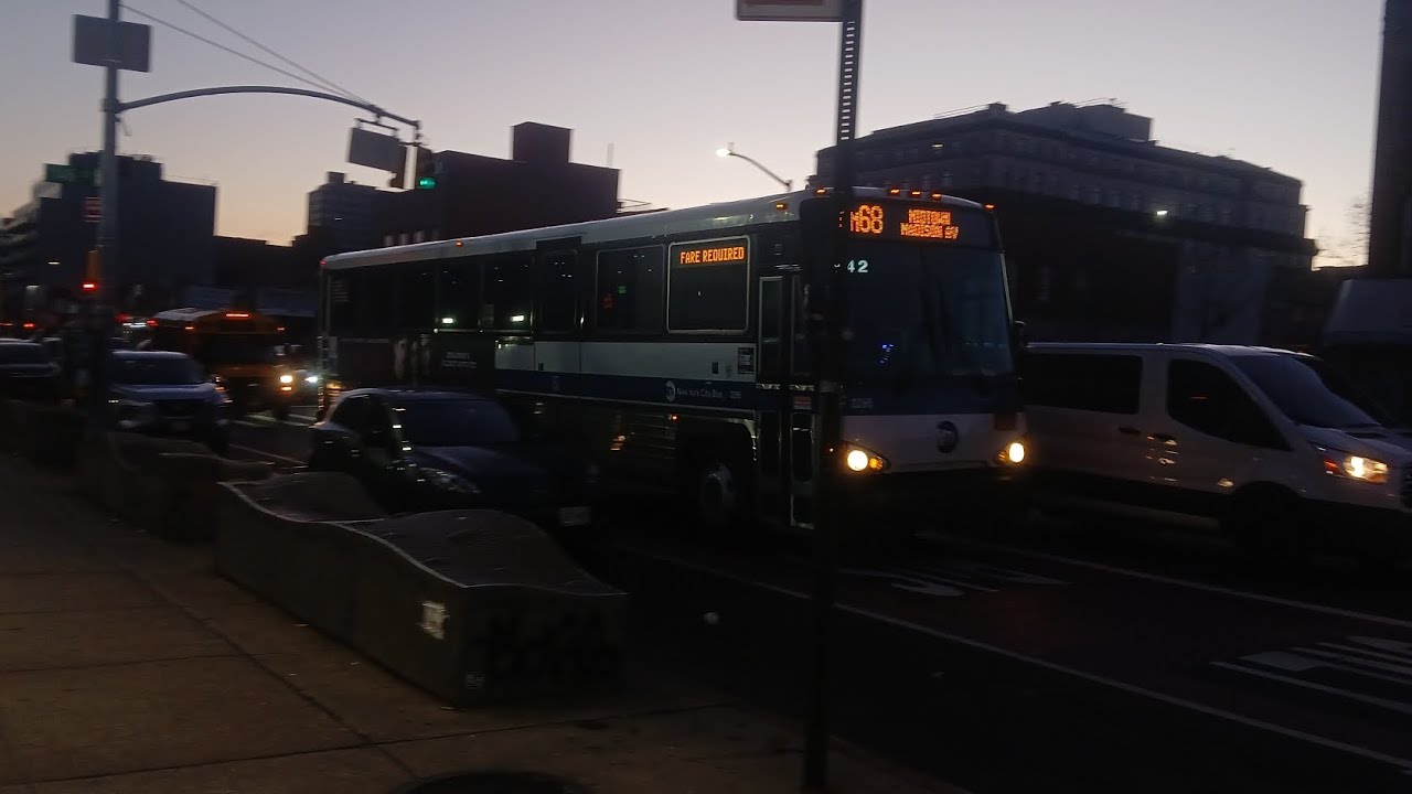 MTA BUS: 2013 MCI D4500CT [2266] QM68 @ Hillside Avenue & Sutphin Blvd