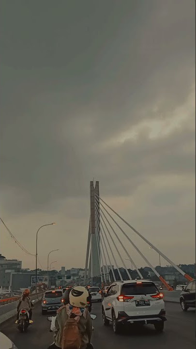 CINEMATIC 10 DETIK, COCOK UNTUK STATUS WHATSAPP, INSTAGRAM, DAN FACEBOOK - SUASANA KOTA BANDUNG.