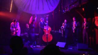 Live Caro Emerald, "Dr wanna do" @ Le Zèbre, Paris chords