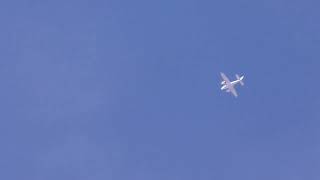 A rare Beechcraft 58 Baron [HB-GMN] cruising above my house at 8500 ft with Great Engines Sound!