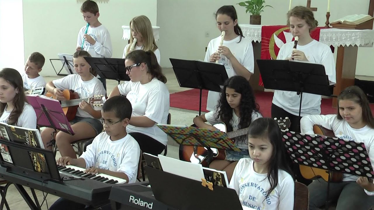 Grupo Misto Infanto-Juvenil - Tudo Floresce em Maio - YouTube
