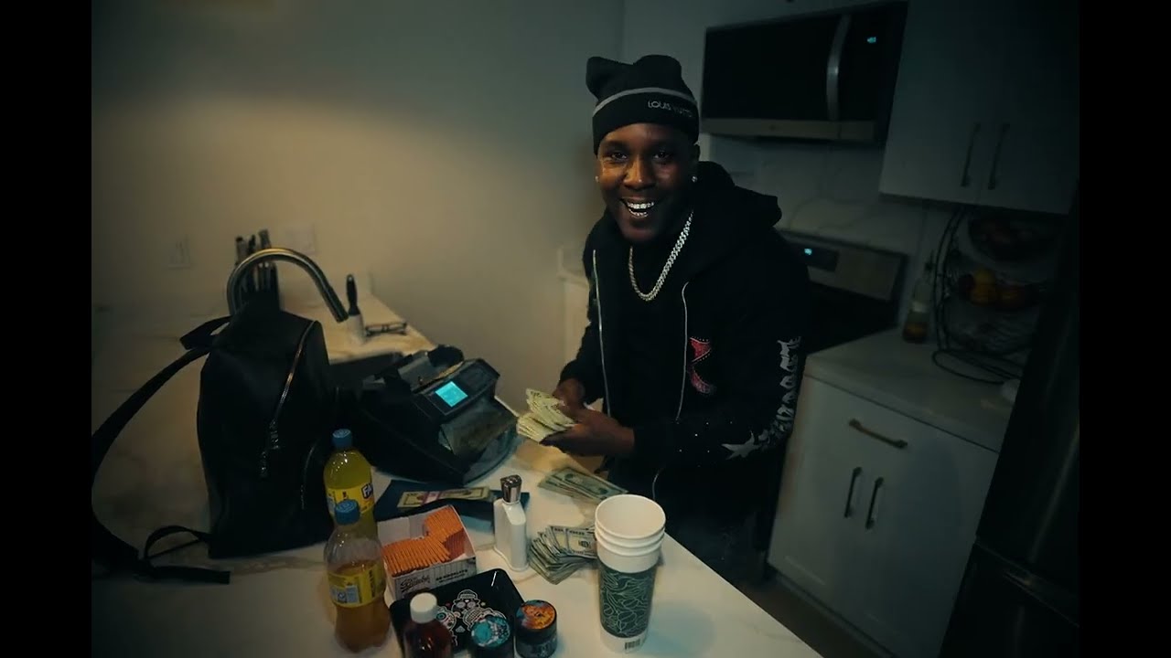 PaypaChasaMeez - In It (Official Video) Dir: VICXMOTION