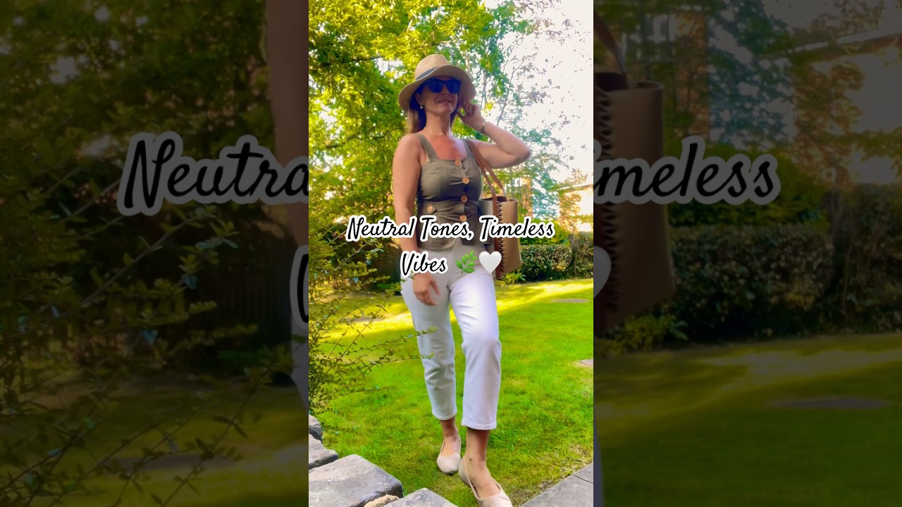 Khaki + White = Summer Classic 🤍🌿