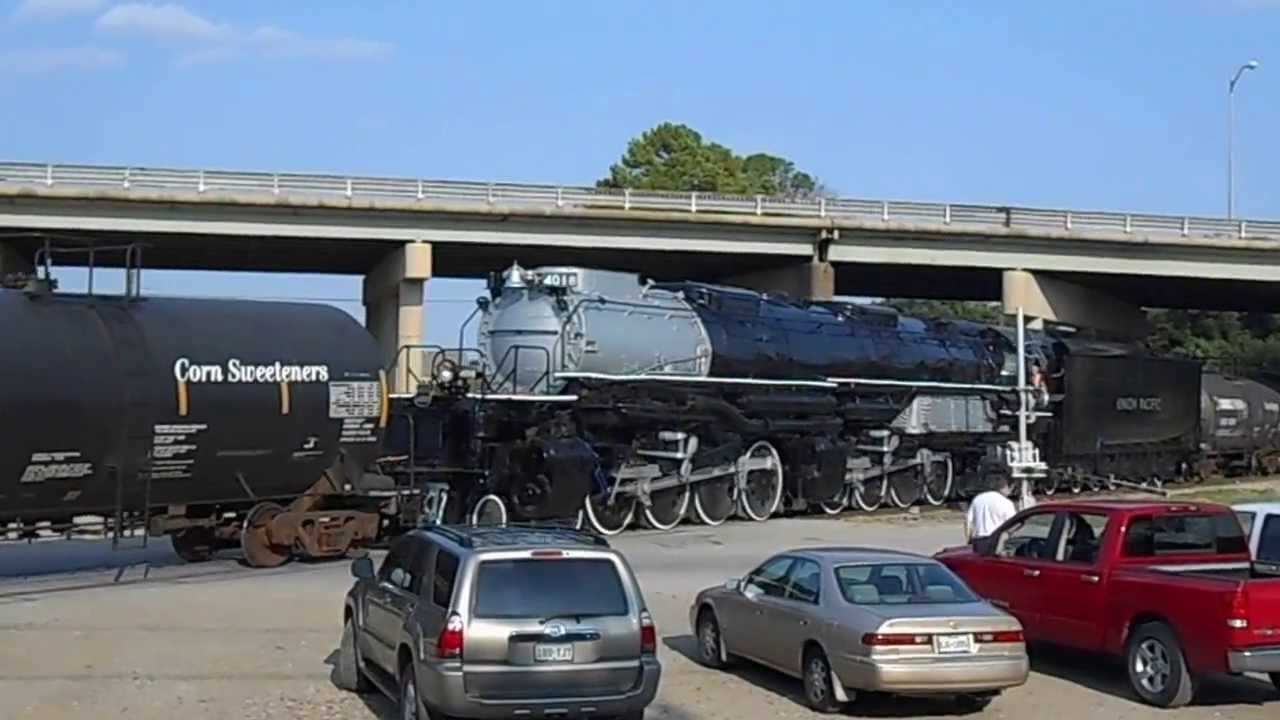 Union Pacific Big Boy # 4018 crosses S. Lamar St. Northbound Dallas TX ...