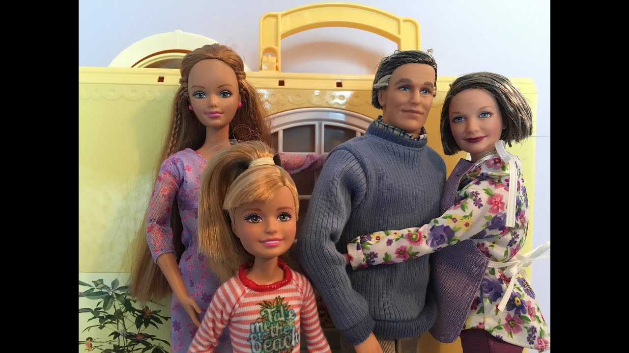 Pregnant doll (Barbie) and her family - Julia Silva 