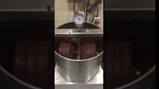 Cacao bean grinder IMG 0195