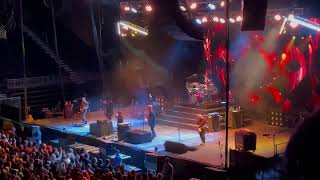 Crawl - Breaking Benjamin Live