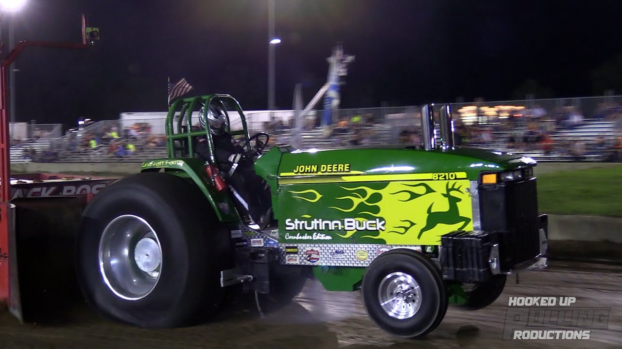 Tractor & Truck Pulling 2021 Super Stock Tractors Pulling in Norwalk