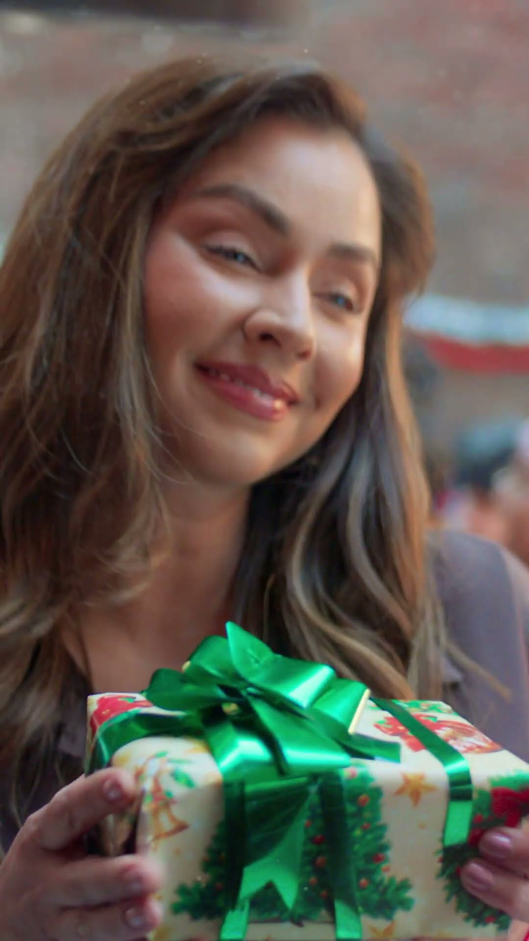 Claudia Martín en el intercambio MÁS GRANDE de todos los tiempos ? #ElMejorRegaloEsEstarJuntos