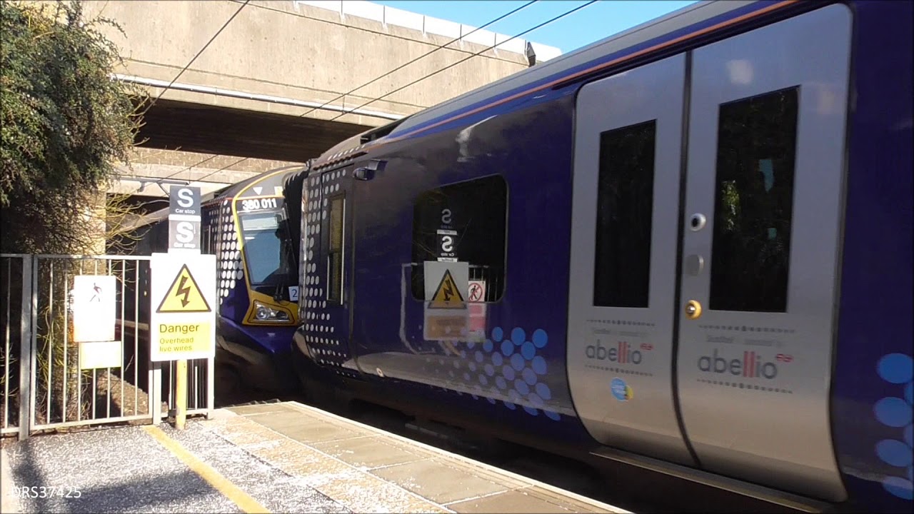 380011 & 380111 accelerate out of Croy working 1R73: 25th February 2018