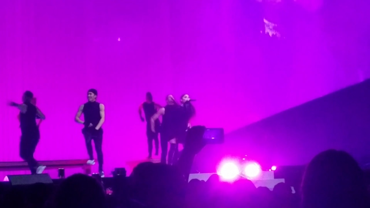 Ariana Grande - Bad Decisions (Seattle)