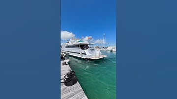 “Illusion” 100ft private boat in Cancun. Max capacity 30 ppl. Book it www.cancunboats.net