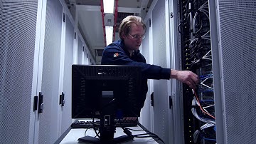 Configuring servers in a LeaseWeb data center