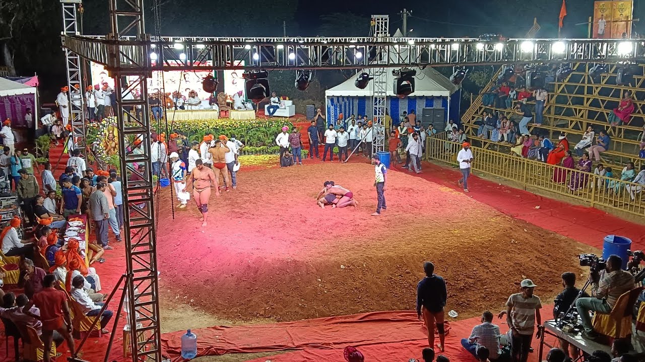 FULL COUNTRY TRAVELLING