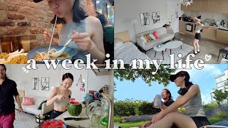 a week in my life | summer studio days, planning a party with friends and living alone in new york