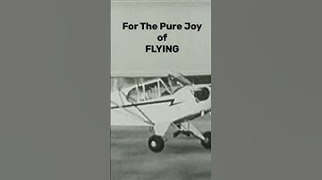 Piper Cub Landing | Simplistic Flying | 1940s Historic Film