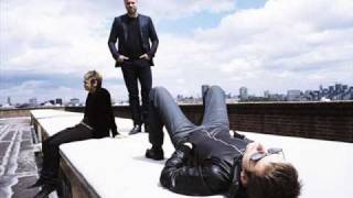 MUSE - Uprising Does It Offend You, Yeah Remix