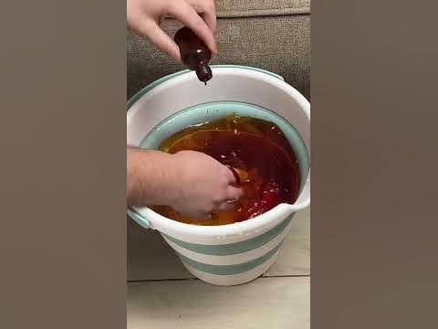 Как убрать запах мочи с дивана - YouTube