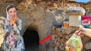 видео: Радость в горах: как видеооператор застал беременную маму в пещере чудес картинка: Радость в горах: как видеооператор застал беременную маму в пещере чудес