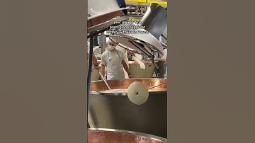 Where ever you choose to #studyabroad, make sure to #cheese the day! 🧀🤤 🎥: #iesabroad