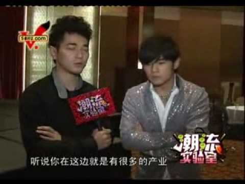 周杰倫發片現場聲音嘶啞{潮流實驗室採訪}JayChou